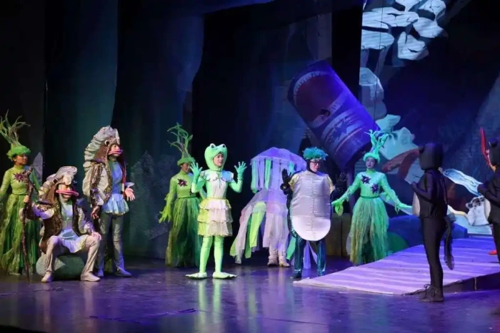 好戏连台一个月！青岛市话剧院成立七十周年，邀你共赴一场“艺润时光”之约