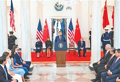 【人民日报】习近平同美国总统特朗普会谈